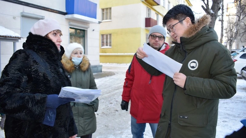 В Корсакове продолжается обсуждение проектов благоустройства дворов