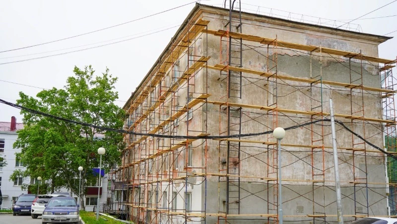 За 5 лет на Сахалине и Курилах капитально отремонтировали почти 1000 домов