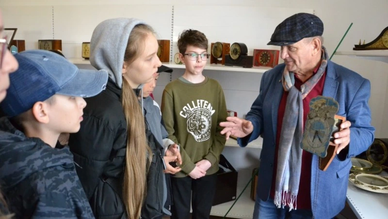 Школьники Корсакова совершили путешествие в советскую эпоху