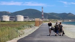 В Пригородном благоустроили прогулочную зону у моря