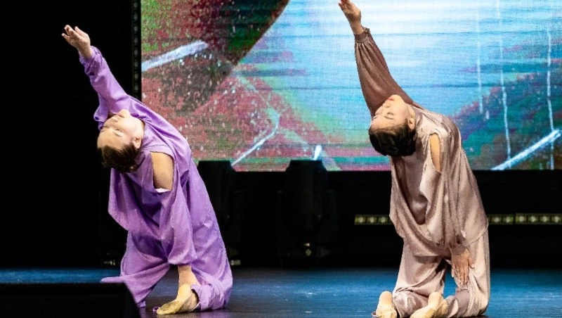 Корсаковские танцоры стали лауреатами IV Областного фестиваля-конкурса «Art-Dance»