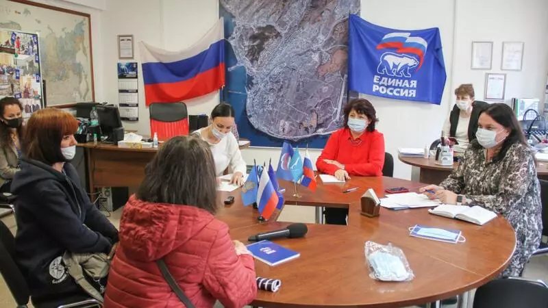 Прием граждан прошел в Корсакове