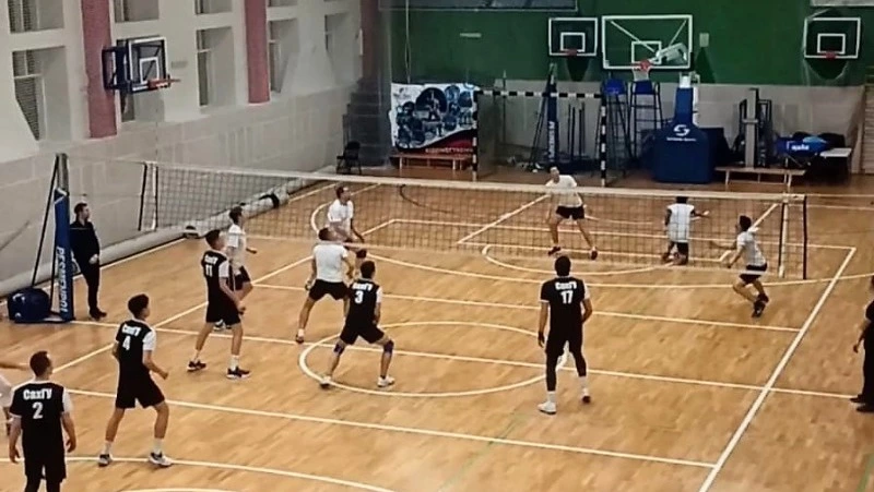 Волейбольный турнир продолжился двумя играми