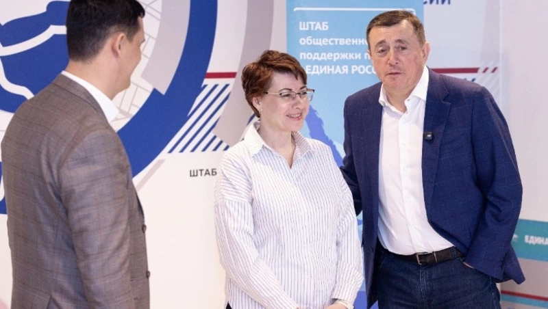 Личное общение с людьми назвали главной силой волонтерства на встрече с губернатором