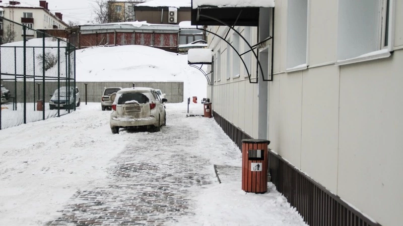В Корсакове за нарушение правил благоустройства административная комиссия привлекает к ответственности водителей