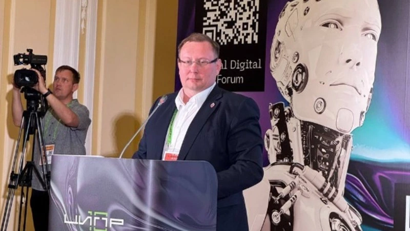 Сахалин выступил на всероссийской конференции ЦИПР-2025 с докладом о внедрении ИИ в жизнь региона