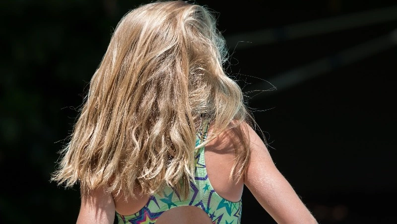 Лунный календарь стрижек на апрель 2023 — когда можно идти к парикмахеру