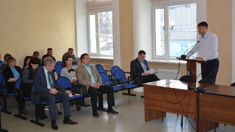 Общественность обсудила изменения в устав