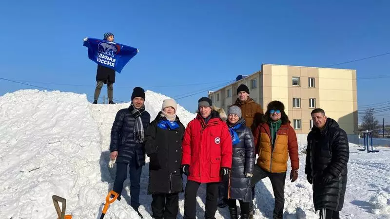 В Корсакове построили снежные горки