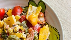 Как быстро и вкусно приготовить обед: два легких рецепта из стручковой фасоли и сладкого перца