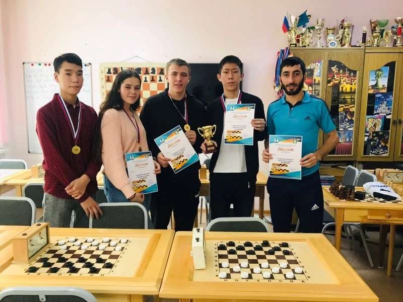 Определились лучшие команды в интеллектуальных видах спорта