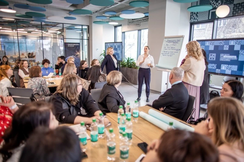 Педагоги Корсакова и работодатели определили шесть профильных направлений для учеников