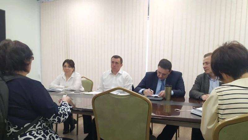 Губернатор поручил проверить больницы Сахалина после обращения пациента с онкологией