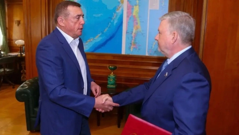 Валерий Лимаренко провел рабочую встречу с депутатом Госдумы Георгием Карловым