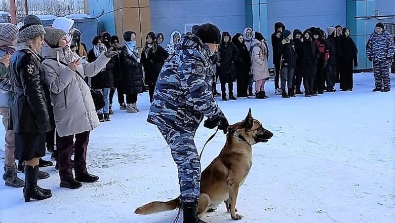 Школьники посещают социальные экскурсии