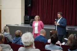 Глава округа обсудила с жителями села Озерское актуальные вопросы