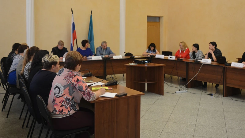 Оберегая детство