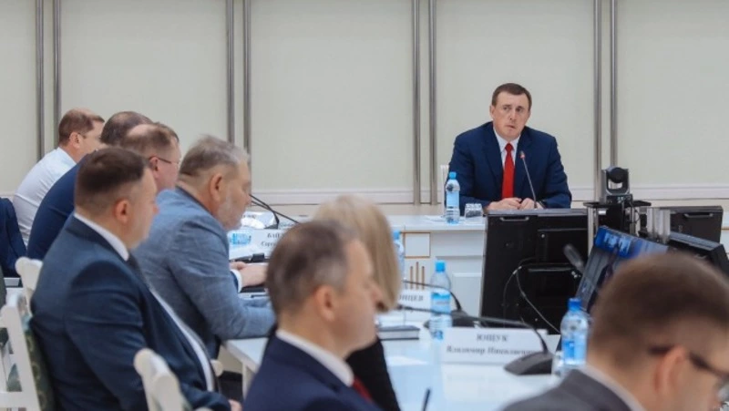 Новые поликлиники и вторая очередь ГРЭС-2: власти Сахалинской области подвели итоги ВЭФ