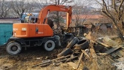 В Корсакове ликвидируют незаконные гаражи и бесхозные постройки