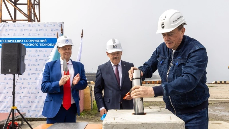 В Корсакове приступили к реконструкции южной части глубоководного порта