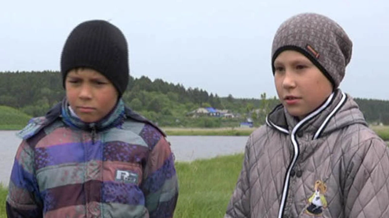 Двое корсаковских школьников представлены к награде  за спасение утопающего