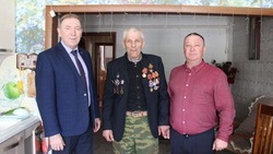 Высокая награда нашла своего героя в селе Охотское Корсаковского района