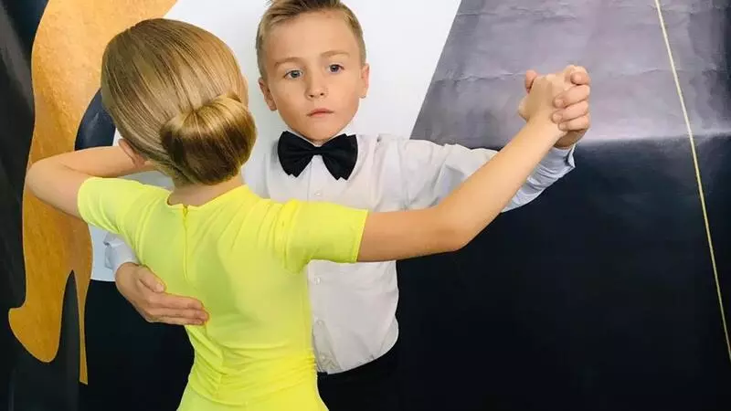 Юные корсаковцы стали победителями и призерами регионального турнира по спортивным бальным танцам