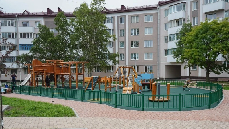 Десятки территорий отремонтируют по проекту «1000 дворов» в Сахалинской области