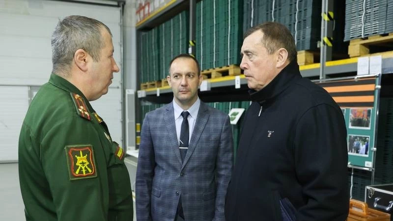 Губернатор Валерий Лимаренко передал бойцам СВО технику и снаряжение