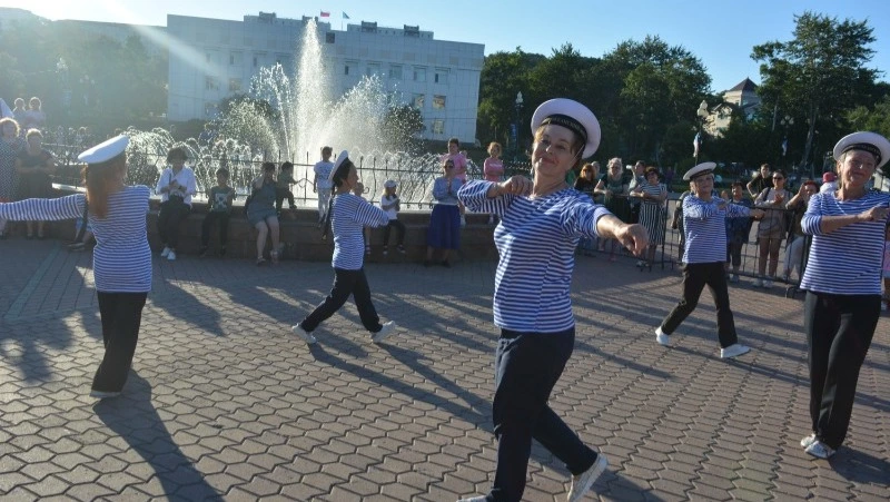 Танцевальный заплыв 