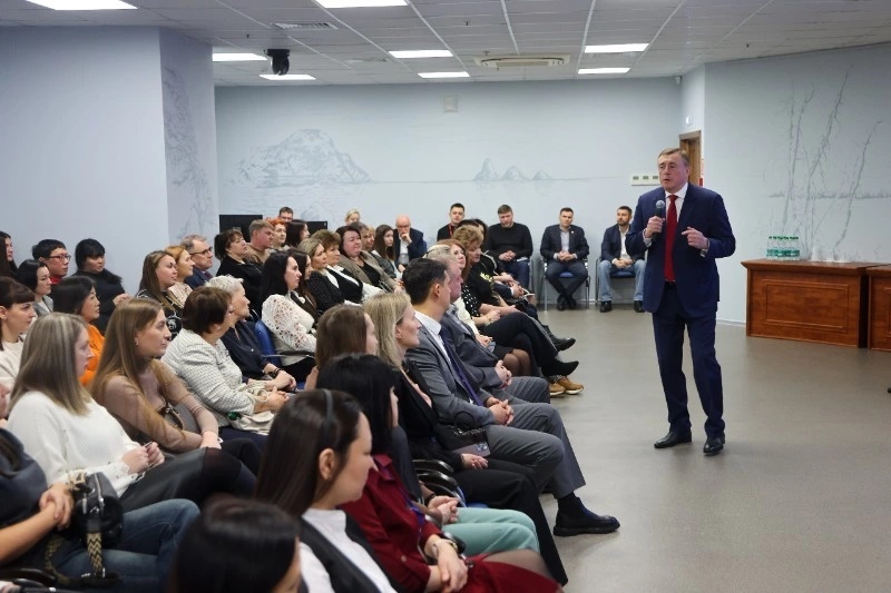 Волонтеры проекта «Забота. Защита. Уважение» обсудили с губернатором инициативы жителей