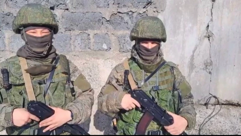 Бойцы СВО поблагодарили детский сад «Ромашка» из Корсакова