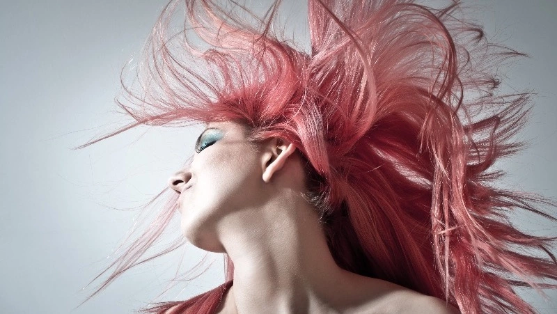 Лунный календарь стрижек на июнь 2023 года: благоприятные и неблагоприятные дни