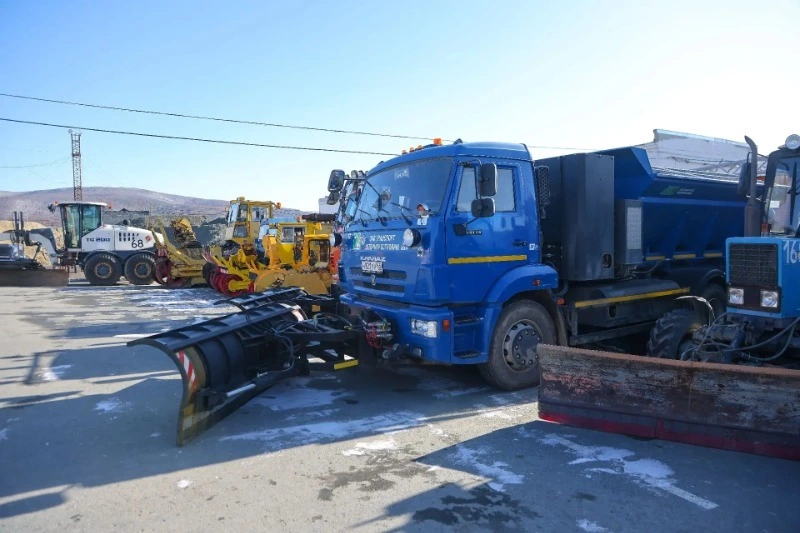 Валерий Лимаренко проверил подготовку коммунальных служб к зимнему сезону