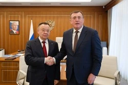 Валерий Лимаренко утвердил в Москве планы по развитию Корсаковского морского порта