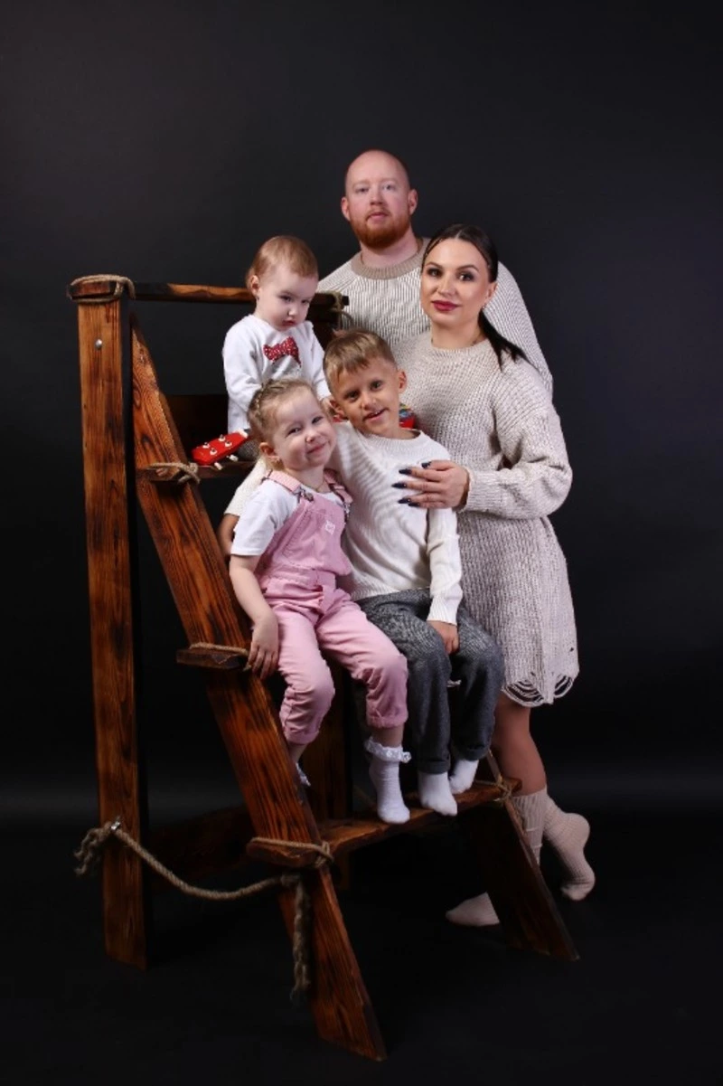 Трое детей и работа мечты: заведующий корсаковской поликлиникой – о секретах большой семьи