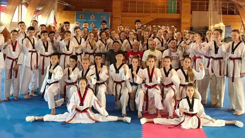 В СОСТАВЕ КАДЕТСКОЙ СБОРНОЙ