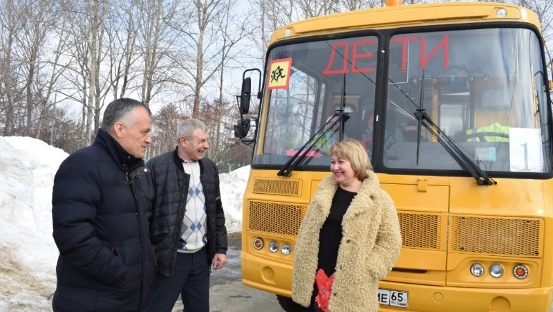 Качество питания и организация перевозок школьников – на контроле единороссов 