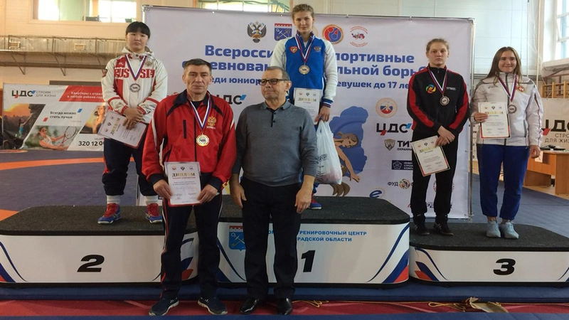 Островные спортсменки вошли  в составы двух сборных России