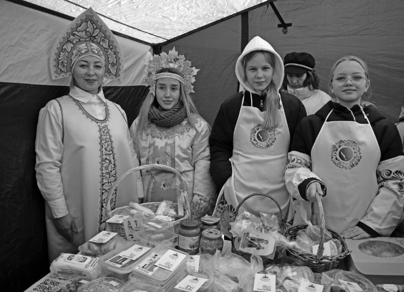 Более 280 тысяч рублей собрали корсаковцы для бойцов СВО