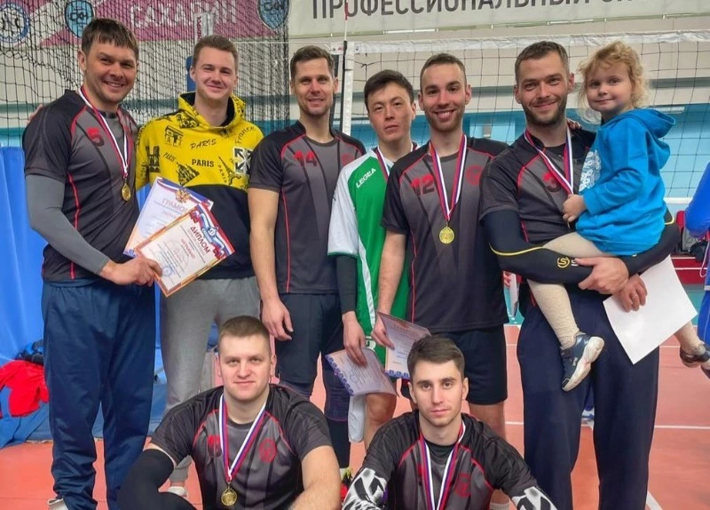 Корсаковские волейболисты выиграли региональный турнир