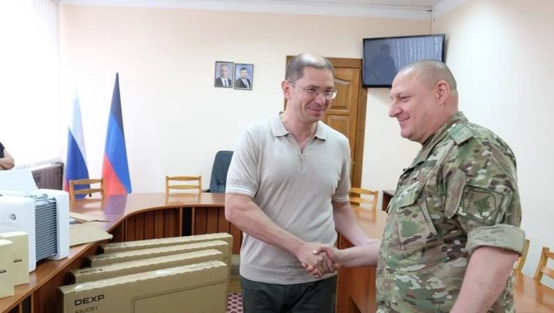 Алексей Белик передал сахалинским военным в зоне СВО партию оборудования