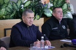 Юрий Трутнев встретился с инвесторами спортивно-туристического комплекса «Горный воздух»