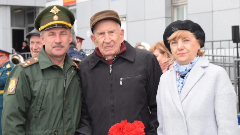 Сахалинцы приглашены  на Парад Победы