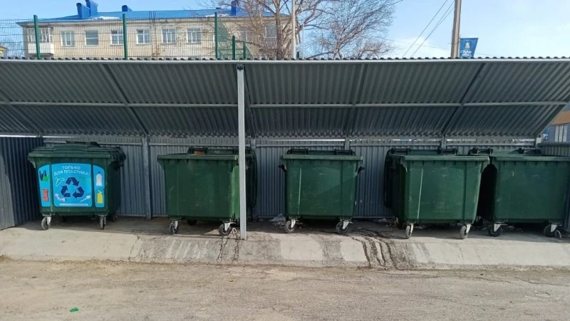 Жители Корсакова и Озерского могут начать сортировать пластиковые отходы дома 