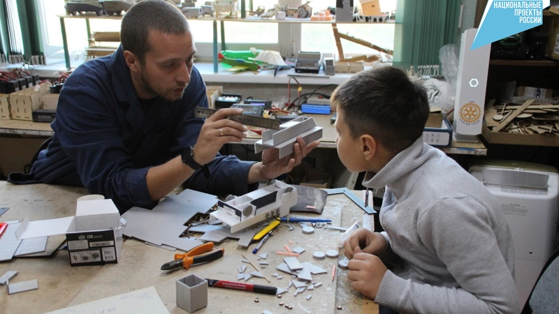 Развивая техническое творчество