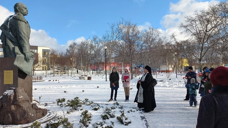 В Корсакове отметили 208-летие со дня рождения адмирала Г. И. Невельского
