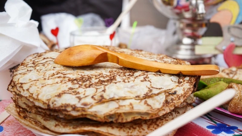 Жители Корсакова отпраздновали проводы Масленицы