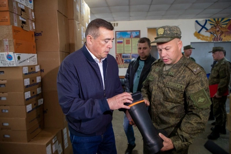 Губернатор проверил условия быта мобилизованных сахалинцев
