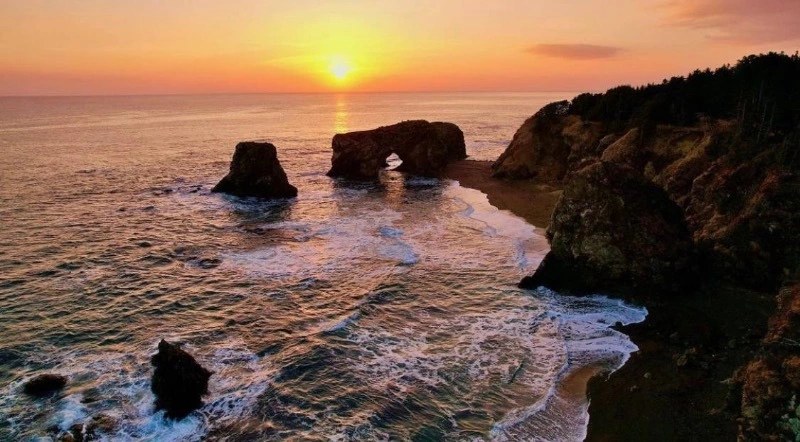 Рассветный мыс Птичий: красивые фото с популярной достопримечательности Сахалина